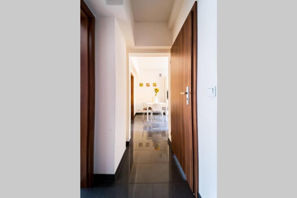 3 Rooms Big Apartment - 150 M Town Hall - Nice Design Breslau Exterior foto